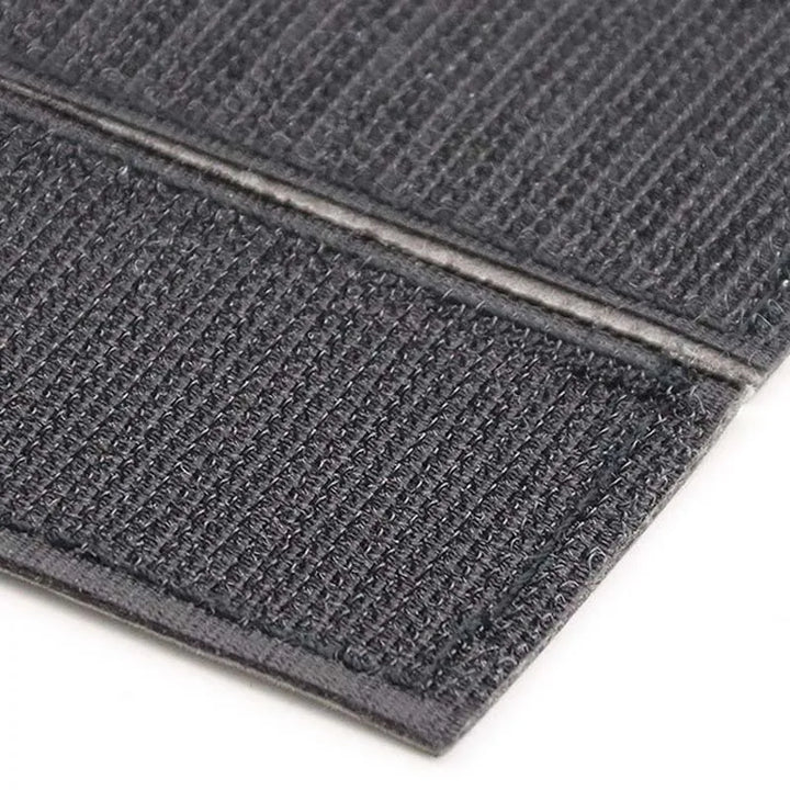 Pets-Shop. Close-up of two stacked gray woven pet mats with a textured surface. Shopets-Amazon.