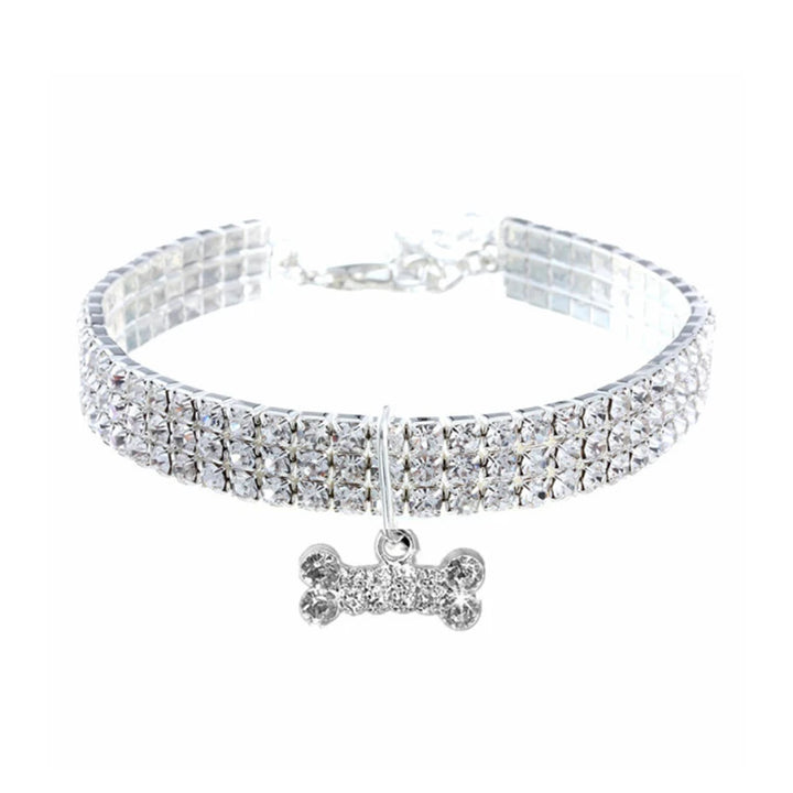 Pets-Shop. A sparkling rhinestone dog collar with a bone-shaped charm on a white background. Shopets-Amazon.